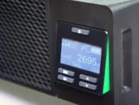 APC Smart-UPS SRT 2200VA RM 230V – pilt 5