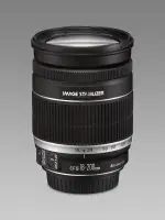 CANON EF-S 18-200mm 1:3,5-5,6IS Objectiv