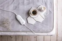 Adler | Electric blanket | AD 7425 | Number of heating levels 4 | Number of persons 1 | Washable | Remote control | Coral fleece | 60 W | Grey – pilt 5