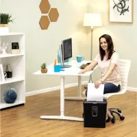 Fellowes Powershred P-30C paberihunt Risti lõiked 22 cm Must – pilt 5