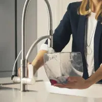 Bissell | Spot Cleaner | SpotClean Pro | Corded operating | Washing function | 750 W | Red/Titanium | 24 month(s) – pilt 5