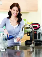 Bissell | MultiClean Spot & Stain SpotCleaner Vacuum Cleaner | 4720M | 330 W | Black/Red – pilt 8