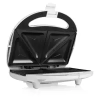Tristar | Sandwich maker | SA-3052 | 750 W | Number of plates 1 | Number of pastry 2 | White