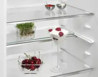 AEG Refrigerator SCT71800S1 Built-in, Combi, Height 177.2 cm, A+, No Frost system, Fridge net capacity 200 L, Freezer net capacity 63 L, Display, 39 dB, White – pilt 4