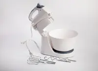 Adler | Mixer | AD 4202 | Mixer with bowl | 300 W | Number of speeds 5 | Turbo mode | White – pilt 3
