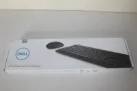 SALE OUT. | Dell | Keyboard and Mouse | KM3322W | Keyboard and Mouse Set | Wireless | Batteries included | Wireless connection | US | Black | DAMAGED PACKAGING