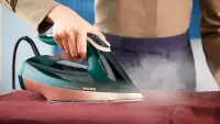 Philips | DST8030/70 Azur | Steam Iron | 3000 W | Water tank capacity 350 ml | Continuous steam 70 g/min | Green