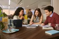HP Poly Sync 40 MS Teams Speakerphone – pilt 2