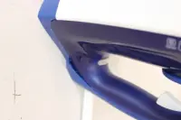 SALE OUT. TEFAL FV2838E0 Steam Iron, Water Tank 0.27 L, Countinuous Steam 40 g/min, Blue/White | TEFAL FV2838E0 | Steam Iron | 2400 W | Water tank capacity 270 ml | Continuous steam 40 g/min | Blue/White | DAMAGED PACKAGING, BROKEN CORPUS ON SIDE – pilt 9