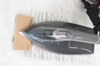 SALE OUT. Philips DST8041/80 Azur Steam Iron, Black/Gold | Philips Azur DST8041/80 | Steam Iron | 3000 W | Water tank capacity 350 ml | Continuous steam 80 g/min | Steam boost performance 260 g/min | Black/Gold | DEMO