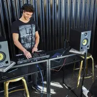 Hercules | DJControl Inpulse 500 | Speakers | USB connectivity