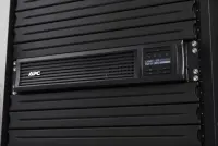 Schneider Electric APC Smart-UPS | SMT1500RMI2UC | 1500 VA | 1000 W – pilt 22
