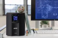 Schneider Electric APC Smart-UPS C | SMC1500IC | 1500 VA | 900 W – pilt 4