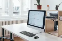 Kensington KM150 EQ traadita klaviatuuri ja hiire komplekt