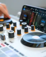 Hercules | Djcontrol Mix Ultra WW | Speakers | Bluetooth – pilt 25