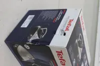 SALE OUT. TEFAL GV9821 Ironing System Pro Express Vision, Black | TEFAL Pro Express Vision GV9821 | 3000 W | 1.2 L | 9 bar | Auto power off | Vertical steam function | Calc-clean function | Black | DAMAGED PACKAGING – pilt 3