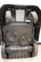 SALE OUT. Ecovacs Lawn Mower GOAT A1600 RTK | DAMAGED PACKAGING,USED,DIRTY,SCRATCHED, – pilt 9