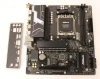 SALE OUT. ASRock USED, REFURBISHED, WITHOUT ANTENA. ACCESSORIES, ONLY BACKPANEL INCLUDED