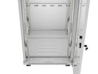 Lanberg Rack cabinet free-standing 32U/600x600 (flat pack) with glass door LCD V2 | FF01-6632-12SL | 19" cm | IP20 | Gray – pilt 2