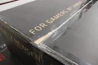 SALE OUT. | Razer Iskur V2 X NewGen | Gaming Chair | Black/Green | DAMAGED ITEM AND PACKAGING. ITEM SCRATCHED, DIRTY. MISSING: GLOVES | 36 month(s) – pilt 6