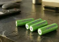 ESPERANZA RECHARGEABLE BATTERIES Ni-MH AA 2000MAH 4PCS. GREEN