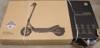 SALE OUT. Xiaomi Electric Scooter 6 GL | Xiaomi 24 month(s) | DAMAGED PACKAGING AND PAINT (FRONT - LEFT AND RIGHT SIDE)
