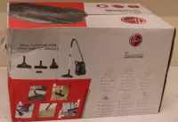 SALE OUT. Hoover HE120PET 011 Vacuum cleaner, Bagged, Power 700 W, Bag 2.5 L, Working radius 8.2 m, Black/Grey | Hoover Vacuum Cleaner | HE120PET 011 | Bagged | Power 700 W | Dust capacity 2.5 L | Iron Grey | DAMAGED PACKAGING | 23 month(s) – pilt 3