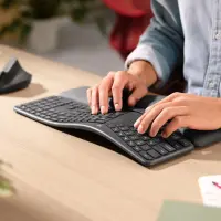 Logitech ERGO K860 klaviatuur Kontor RF juhtmeta ühendus + Bluetooth QWERTY US rahvusvaheline Grafiit – pilt 6