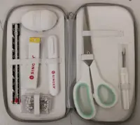 SALE OUT. | Singer Premium Sewing Kit | Mint | 24 month(s) | DAMAGED PACKAGING, MISSING PART – pilt 2