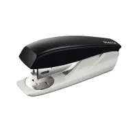 Klammerdaja Leitz 5501, 25 lehte, must