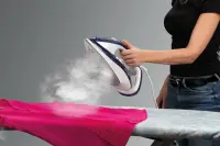 Gorenje | Steam Iron | SIH2600BLC | Steam Iron | 2600 W | Water tank capacity 350 ml | Continuous steam 30 g/min | Steam boost performance 95 g/min | Blue/White – pilt 3