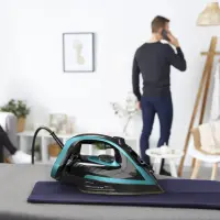 TEFAL | Iron | FV8066E0 | Steam Iron | 3000 W | Water tank capacity 270 ml | Continuous steam 50 g/min | Steam boost performance 280 g/min | Black/Blue – pilt 6