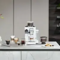Delonghi | Coffee maker | Rivelia EXAM440.55.W | Pump pressure 19 bar | Built-in milk frother | Fully Automatic | 1450 W | Arctic White – pilt 5