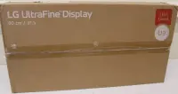 SALE OUT. LG 32U990A-S 32“ IPS/16:9/1ms/450cd/m²/6144x3456/HDMI, Headphone Out, USB-C | SALE OUT. | LG 32U990A-S | 32 " | IPS Black | 16:9 | 60 Hz | 5 ms | 6144 x 3456 pixels | 450 cd/m² | HDMI ports quantity 1 | Warranty 22 month(s) | DAMAGED PACKAGING, SCRATCHED BACKSIDE, REFURBISHED