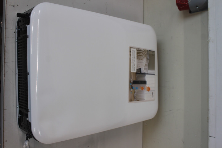 SALE OUT.  | Mill | Oil Filled Radiator | 2000 W W | White | DAMAGED PACKAGING | 230 V V