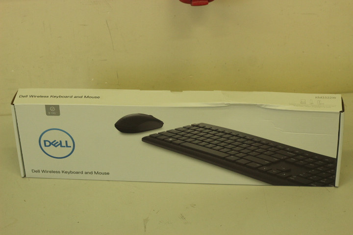 SALE OUT. Dell Wireless Keyboard and Mouse-KM3322W - Estonian (QWERTY) Dell Keyboard and Mouse KM3322W Keyboard and Mouse Set, Wireless, Batteries included, EE, DAMAGED PACKAGING, Black
