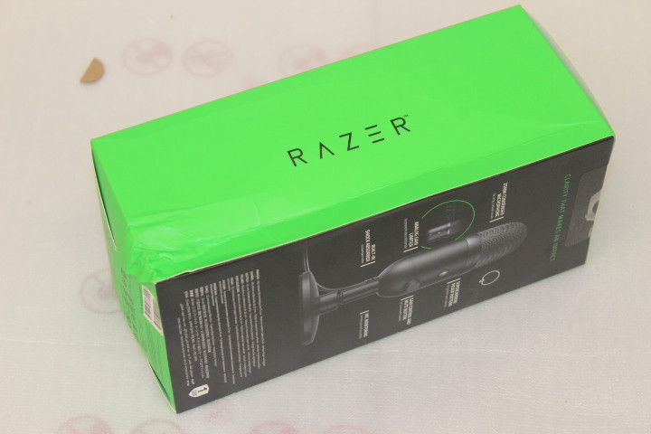 SALE OUT.  Razer | Seiren V2 X | Streaming Microphone | USED AS DEMO | Black