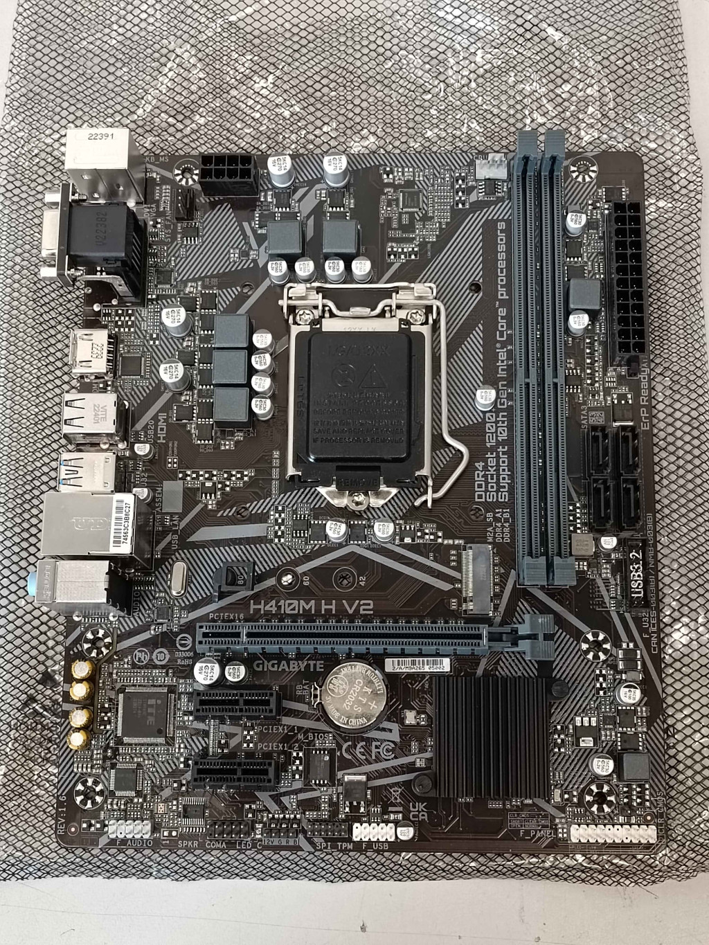 SALE OUT. GIGABYTE H410M H V2 1.0 M/B | Gigabyte | H410M H V2 1.0 M/B | Processor family Intel | Processor socket LGA1200 | DDR4 DIMM | Memory slots 2 | Supported hard disk drive interfaces SATA, M.2 | Number of SATA connectors 4 | Chipset Micro ATX | Intel H | USED, REFURBISHED, WITHOUT ACCESSORIES, ONLY BACK PANEL INCLUDED