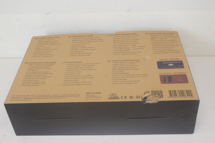 SALE OUT. Muse MT-108BT Turntable Stereo System | Muse | Turntable Stereo System | MT-108BT | Turntable Stereo System | USB port | DAMAGED PACKAGING, DAMAGED SPEAKER CORNER