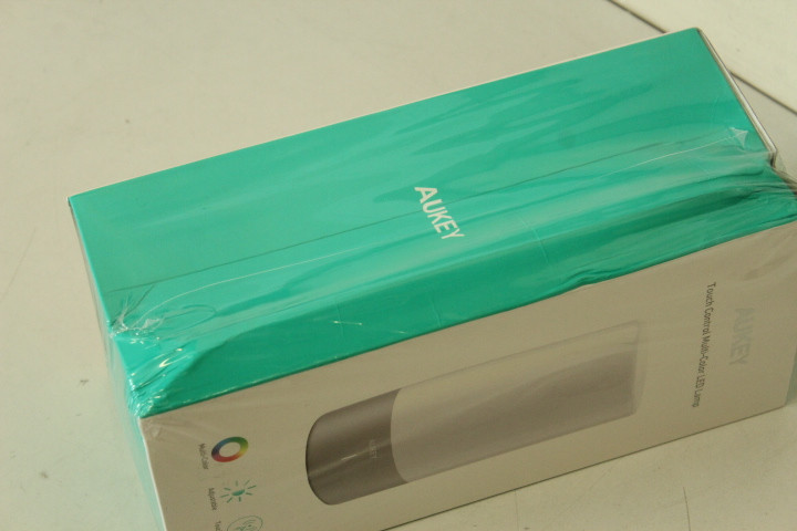 SALE OUT. Aukey Table Lamp LT-T6, White, DAMAGED PACKAGING Aukey LT-T6 Table Lamp