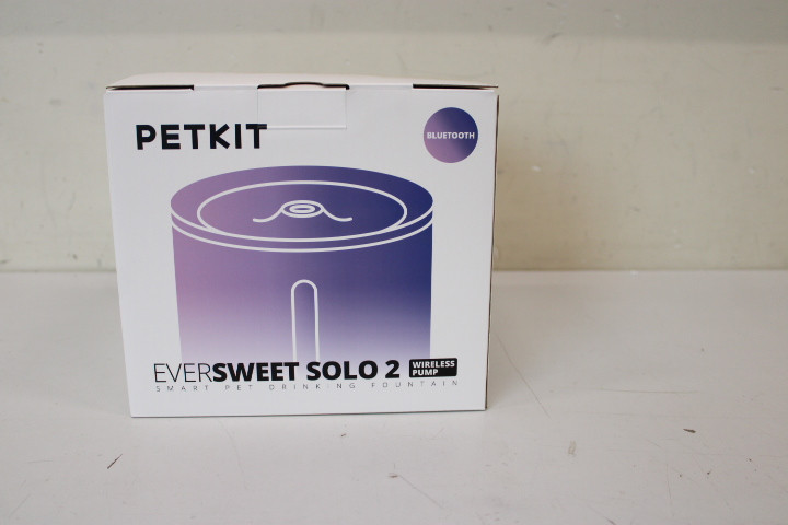 SALE OUT. Petkit P4114 (CT-W2) Eversweet Solo 2 Fountain, White | PETKIT | Smart Pet Drinking Fountain | Eversweet Solo 2 | Capacity 2 L | Filtering | Material Plastic | White | DEMO