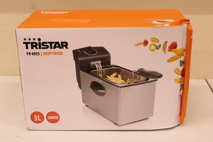 SALE OUT. Tristar FR-6935 Deep fryer, Black/Stainless Steel | Tristar | Deep Fryer | FR-6935 | Power 2000 W | Capacity 3 L | DAMAGED PACKAGING