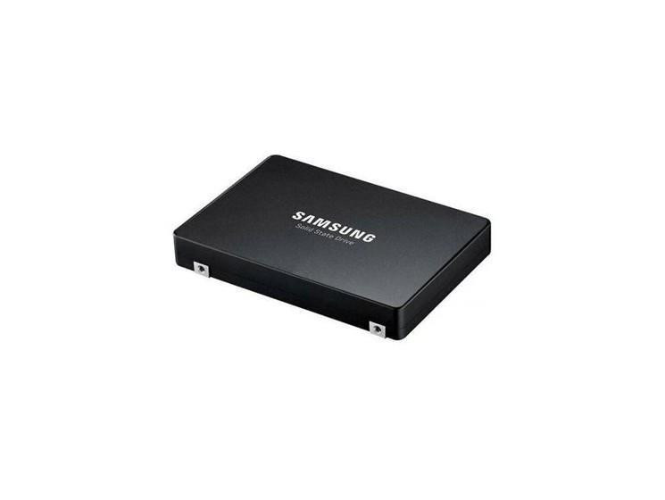 Samsung PM1743 7,68 TB 2.5" PCI Express 5.0 NVMe V-NAND