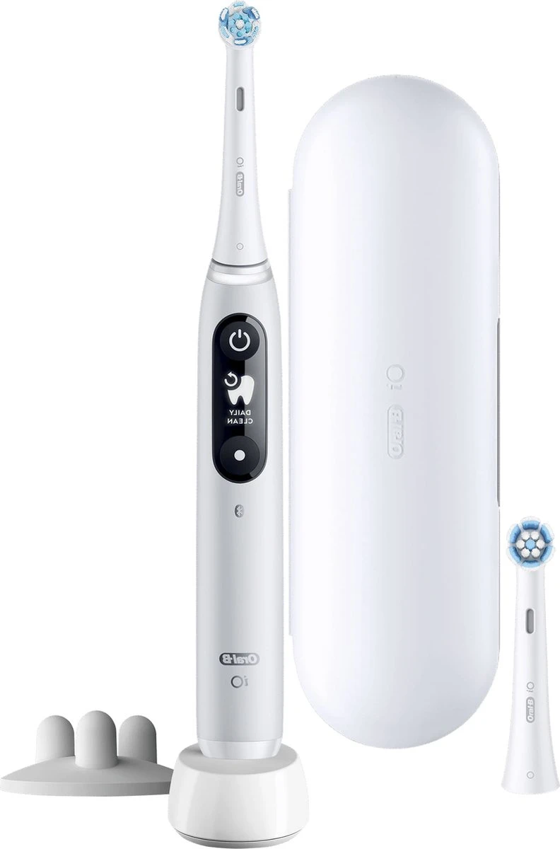 Oral-B Electric Toothbrush | iO6 | Rechargeable | For adults | Number of brush heads included 1 | Number of teeth brushing modes 5 | White