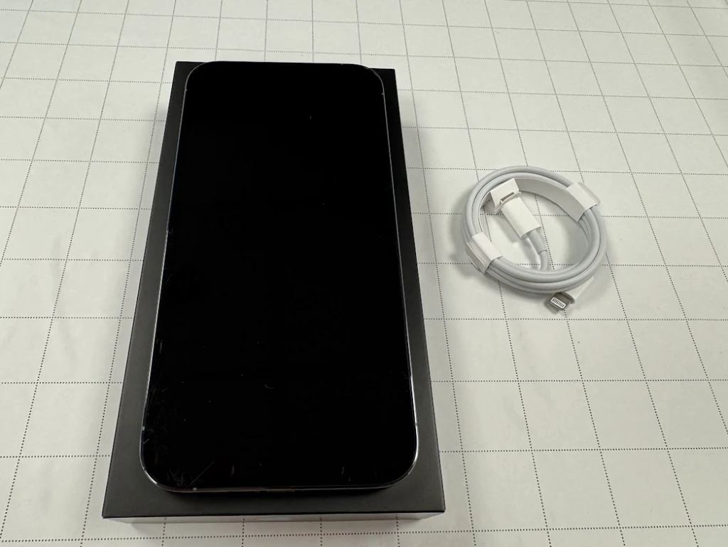 Apple REFURBISHED Grade C | iPhone 13 Pro Max | Blue | 6.7 " | Super Retina XDR OLED | 2778 x 1284 pixels | Internal RAM 6 GB | 128 GB | Dual SIM | 4G | 5G | Main camera resolution 12+12+12 MP | Secondary camera resolution 12 MP | iOS | 18 | 4352 mAh