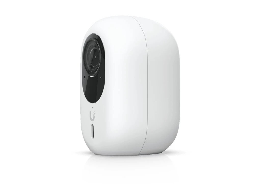Ubiquiti | Plug-and-play, 4K WiFi-connected camera | UVC-G6-INS-W | 8 MP | Fixed | IPX5