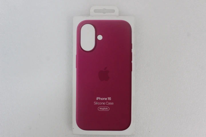 SALE OUT. Apple iPhone 16 Silicone Case with MagSafe - Fuchsia | Apple Case with MagSafe | Apple | iPhone 16 | Silicone | Fuchsia | UNPACKED