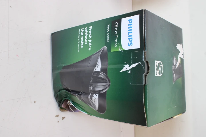 SALE OUT. Philips HR2752/90 Citrus press, Black | Philips Citrus Press | HR2752/90 | Type Citrus press | Black | 85 W | Number of speeds 1 | DAMAGED PACKAGING