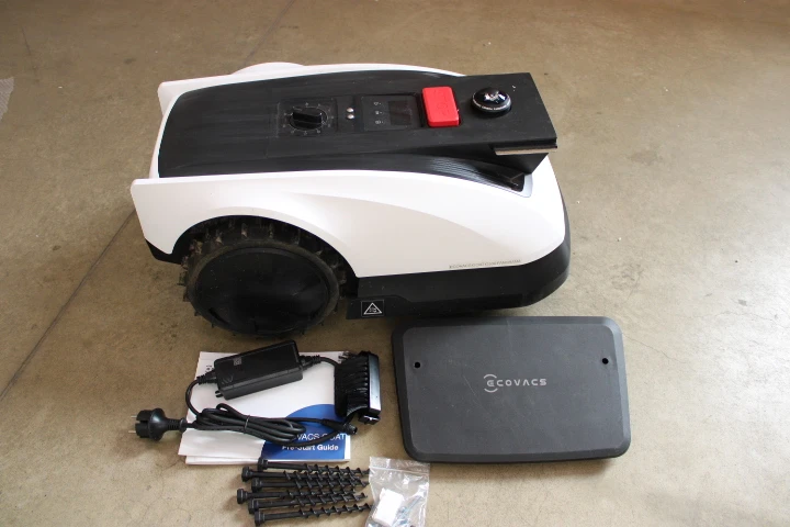 SALE OUT. Ecovacs GOAT O500 Panorama Lawn Mower, Robot, Up to 500 m², Al camera navigation, SmartEdge, White | Ecovacs Lawn Mower GOAT O500 Panorama | NO ORIGINAL PACKAGING, USED, DIRTY, SCRATCHED, BENT LID LEG