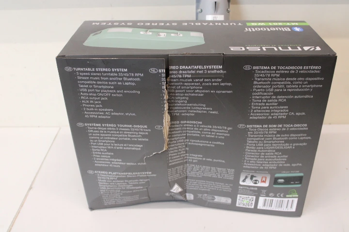 SALE OUT. Muse MT-201WG Turntable Stereo System | Muse Turntable Stereo System | MT-201WG | Turntable Stereo System | USB port | DAMAGED PACKAGING, DAMAGED MUSIC BOX, BROKEN HINGE | AUX in